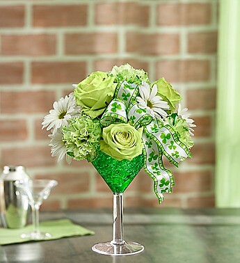 St. Patrick's Day Decor with Flowers